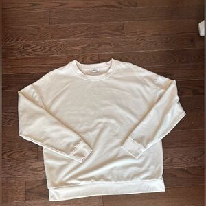 Reitmans size Small sweatshirt  Classic neutral color super soft material